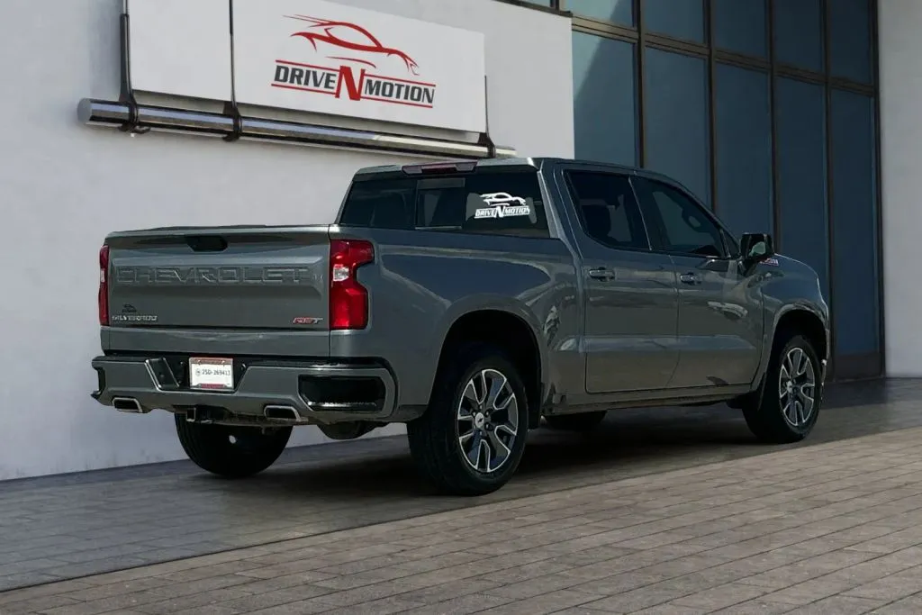 More photos of 2021 Chevrolet Silverado 1500 Crew Cab RST Pickup 4D 5 3/4 ft at Drive N-Motion Rio Rancho, NM