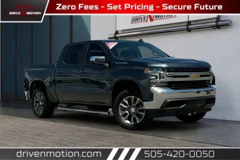 Gray 2021 Chevrolet Silverado 1500 Crew Cab LT Pickup 4D 5 3/4 ft for sale in Rio Rancho, NM