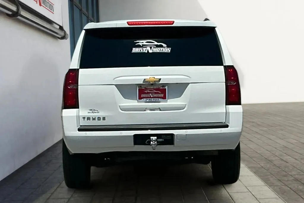 More photos of 2019 Chevrolet Tahoe LT Sport Utility 4D at Drive N-Motion Rio Rancho, NM