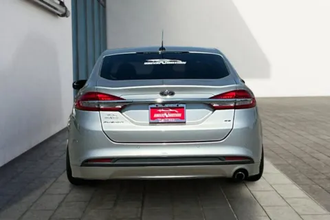 More photos of 2018 Ford Fusion SE Sedan 4D at Drive N-Motion Rio Rancho, NM