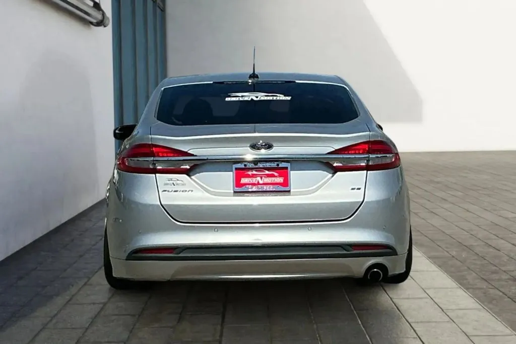More photos of 2018 Ford Fusion SE Sedan 4D at Drive N-Motion Rio Rancho, NM