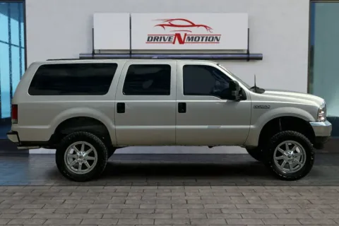 Another view of 2003 Ford Excursion XLT Sport Utility 4D for sale in Rio Rancho, NM at Drive N-Motion Rio Rancho