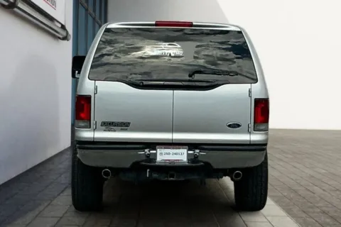 More photos of 2003 Ford Excursion XLT Sport Utility 4D at Drive N-Motion Rio Rancho, NM