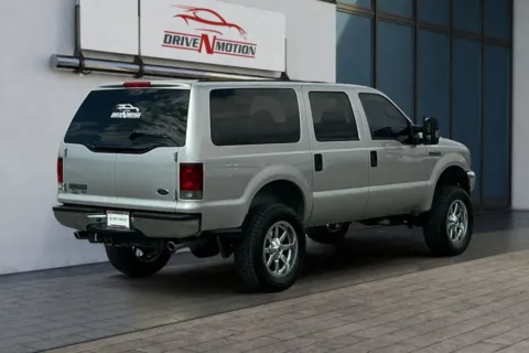 More photos of 2003 Ford Excursion XLT Sport Utility 4D at Drive N-Motion Rio Rancho, NM