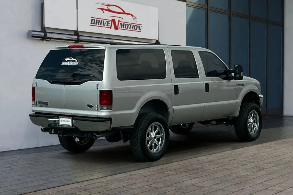 More photos of 2003 Ford Excursion XLT Sport Utility 4D at Drive N-Motion Rio Rancho, NM