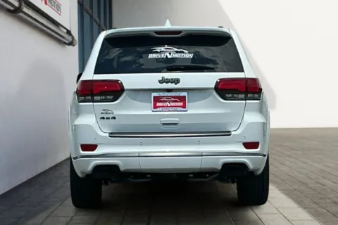 More photos of 2019 Jeep Grand Cherokee High Altitude Sport Utility 4D at Drive N-Motion Rio Rancho, NM