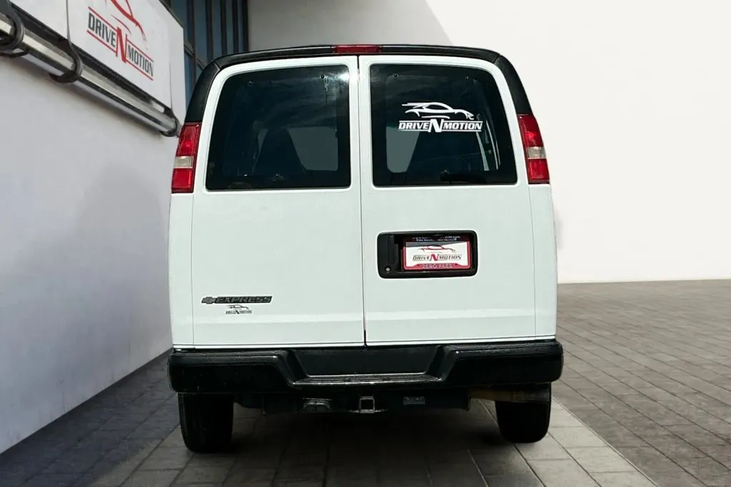 More photos of 2017 Chevrolet Express 2500 Cargo Van 3D at Drive N-Motion Rio Rancho, NM