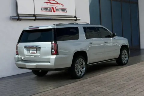 More photos of 2016 GMC Yukon XL Denali Sport Utility 4D at Drive N-Motion Rio Rancho, NM