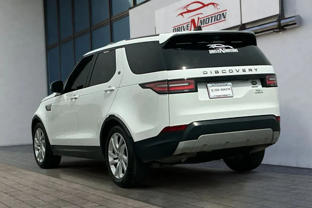 More photos of 2018 Land Rover Discovery HSE Sport Utility 4D at Drive N-Motion Rio Rancho, NM