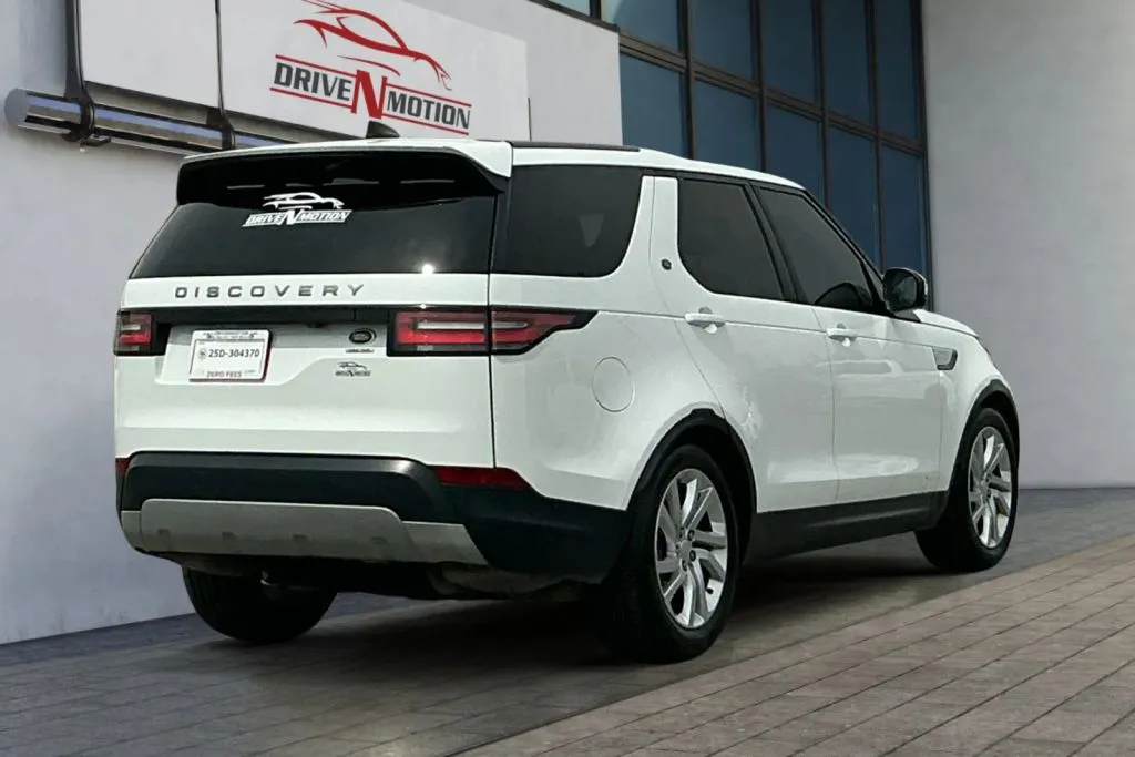 More photos of 2018 Land Rover Discovery HSE Sport Utility 4D at Drive N-Motion Rio Rancho, NM