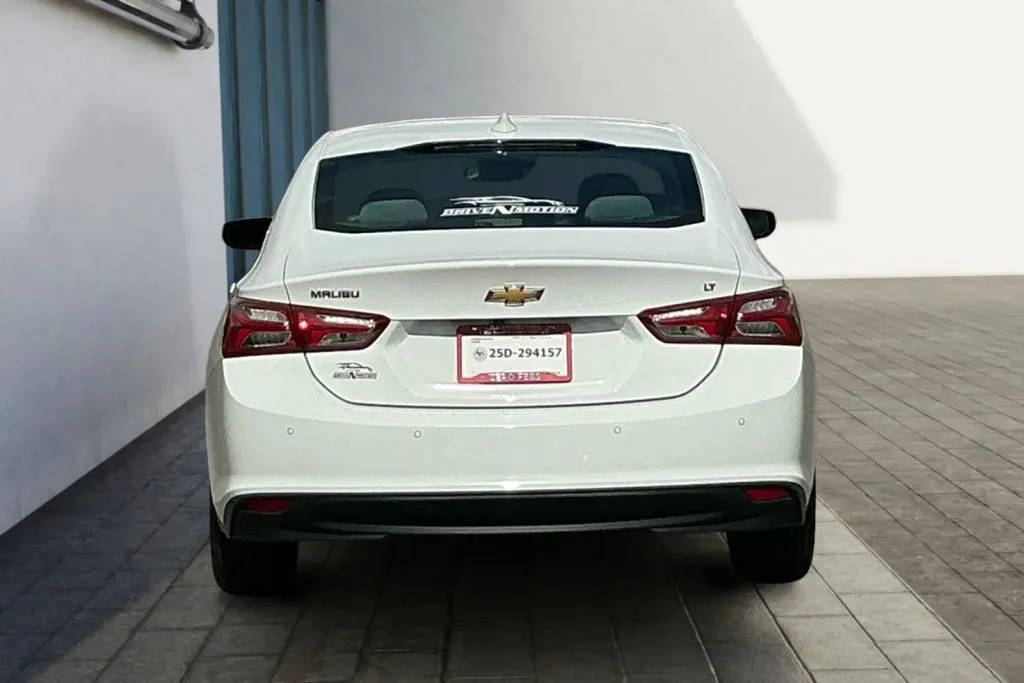 More photos of 2021 Chevrolet Malibu LT Sedan 4D at Drive N-Motion Rio Rancho, NM