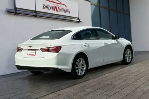 More photos of 2021 Chevrolet Malibu LT Sedan 4D at Drive N-Motion Rio Rancho, NM