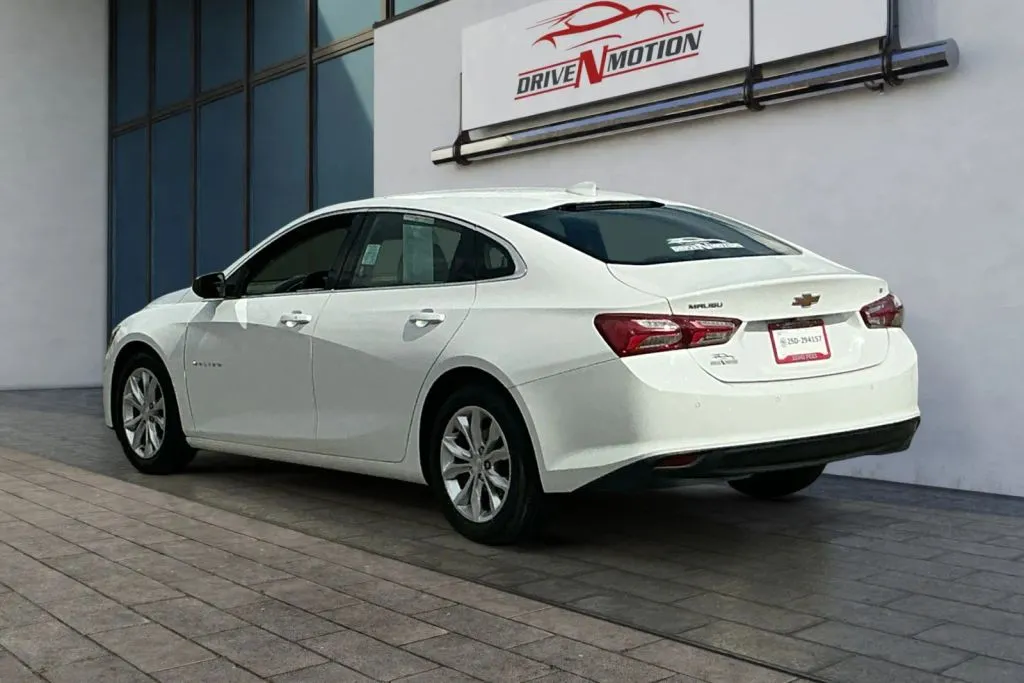 More photos of 2021 Chevrolet Malibu LT Sedan 4D at Drive N-Motion Rio Rancho, NM