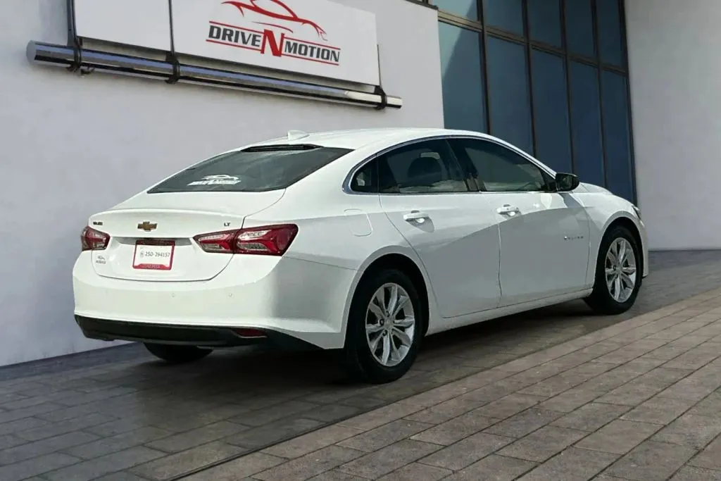 More photos of 2021 Chevrolet Malibu LT Sedan 4D at Drive N-Motion Rio Rancho, NM