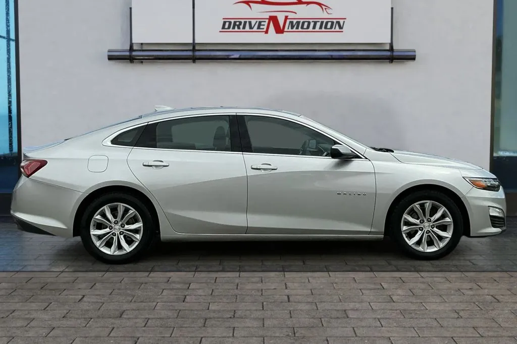 Another view of 2021 Chevrolet Malibu LT Sedan 4D for sale in Rio Rancho, NM at Drive N-Motion Rio Rancho