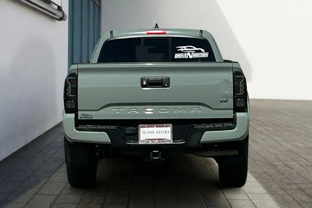 More photos of 2022 Toyota Tacoma Access Cab TRD Sport Pickup 4D 6 ft at Drive N-Motion Rio Rancho, NM