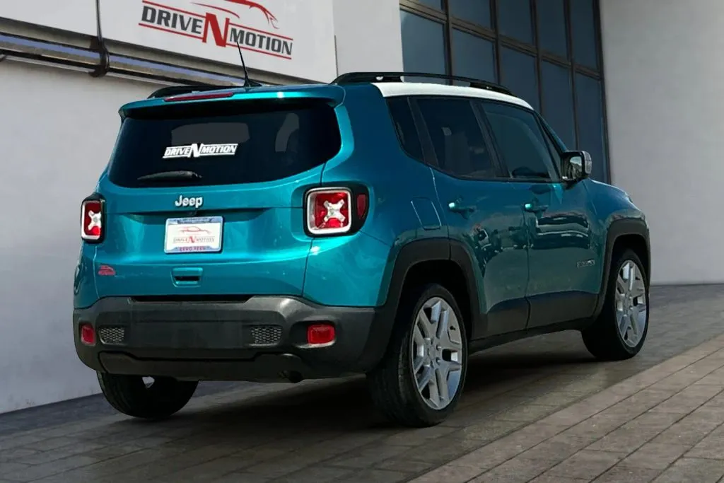 More photos of 2021 Jeep Renegade Latitude Sport Utility 4D at Drive N-Motion Rio Rancho, NM