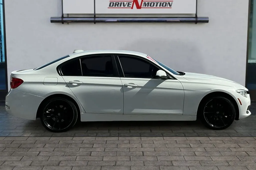 Another view of 2018 BMW 3 Series 320i Sedan 4D for sale in Rio Rancho, NM at Drive N-Motion Rio Rancho