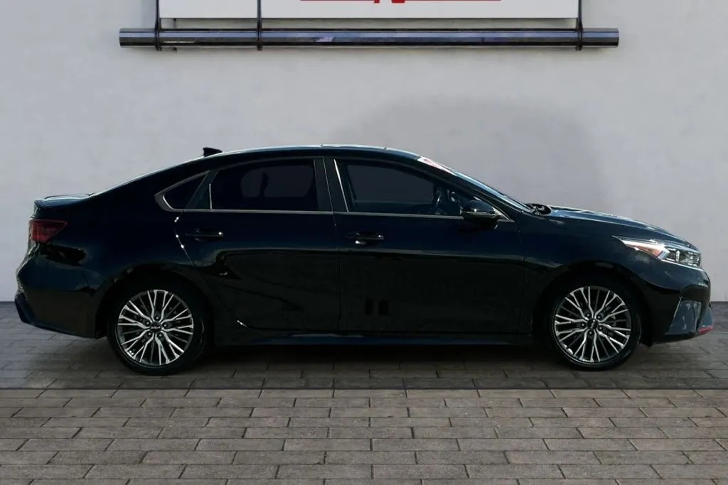 Another view of 2022 Kia Forte GT-Line Sedan 4D for sale in Rio Rancho, NM at Drive N-Motion Rio Rancho