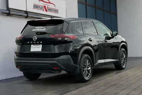 More photos of 2021 Nissan Rogue S Sport Utility 4D at Drive N-Motion Rio Rancho, NM