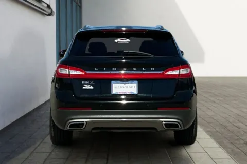 More photos of 2016 Lincoln MKX Select Sport Utility 4D at Drive N-Motion Rio Rancho, NM