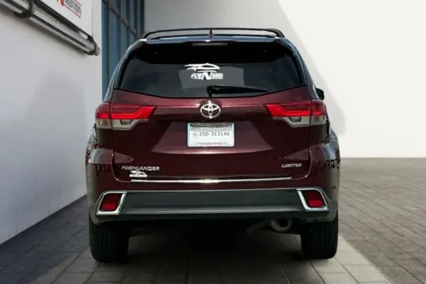 More photos of 2018 Toyota Highlander Limited Sport Utility 4D at Drive N-Motion Rio Rancho, NM