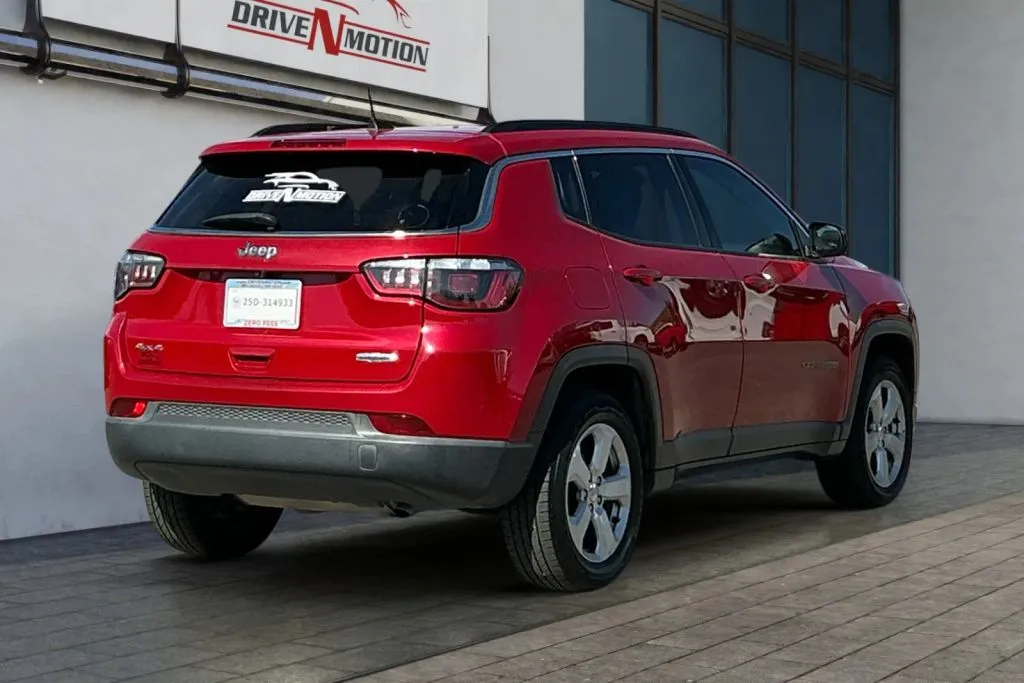 More photos of 2018 Jeep Compass Latitude Sport Utility 4D at Drive N-Motion Rio Rancho, NM