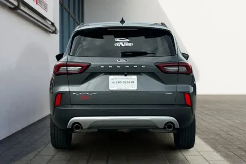 More photos of 2023 Ford Escape Platinum Hybrid Sport Utility 4D at Drive N-Motion Rio Rancho, NM