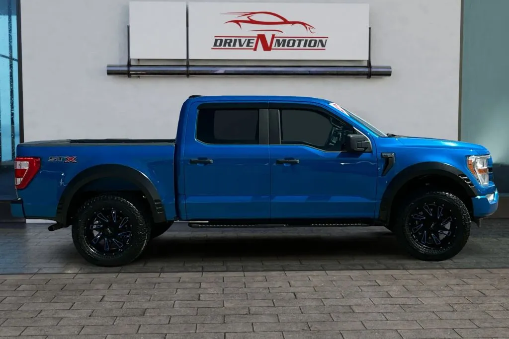 Another view of 2021 Ford F-150 SuperCrew Cab XL Pickup 4D 5 1/2 ft for sale in Rio Rancho, NM at Drive N-Motion Rio Rancho