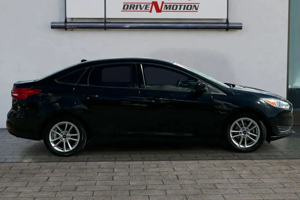 Photos of 2018 Ford Focus SE Sedan 4D for sale in Rio Rancho, NM at Drive N-Motion Rio Rancho
