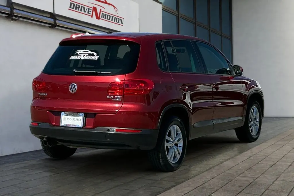 More photos of 2013 Volkswagen Tiguan 2.0T S 4Motion Sport Utility 4D at Drive N-Motion Rio Rancho, NM