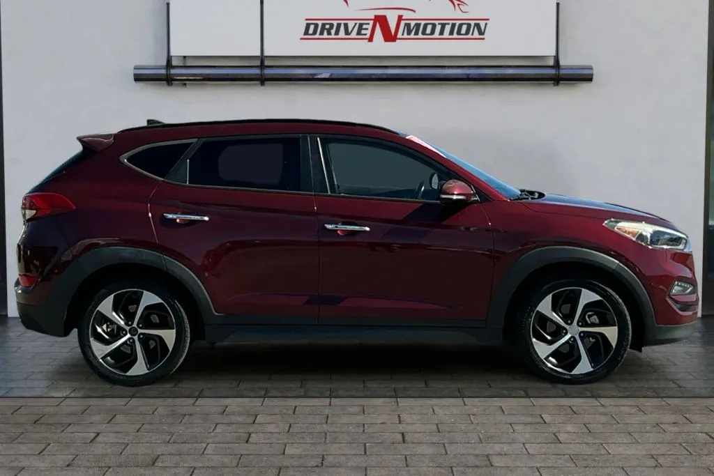 Another view of 2016 Hyundai Tucson Limited Sport Utility 4D for sale in Rio Rancho, NM at Drive N-Motion Rio Rancho