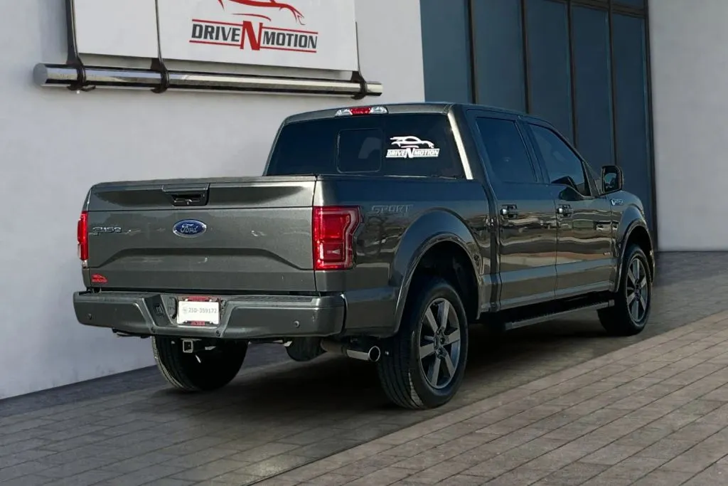 More photos of 2016 Ford F-150 SuperCrew Cab Lariat Pickup 4D 5 1/2 ft at Drive N-Motion Rio Rancho, NM