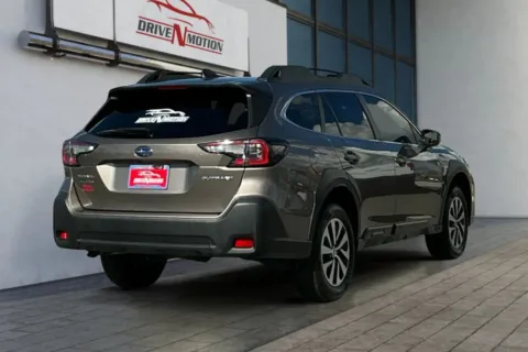 More photos of 2024 Subaru Outback Premium Wagon 4D at Drive N-Motion Rio Rancho, NM