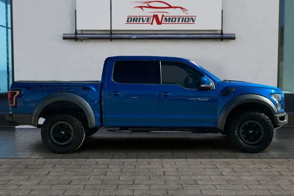 Another view of 2018 Ford F-150 SuperCrew Cab Raptor Pickup 4D 5 1/2 ft for sale in Rio Rancho, NM at Drive N-Motion Rio Rancho
