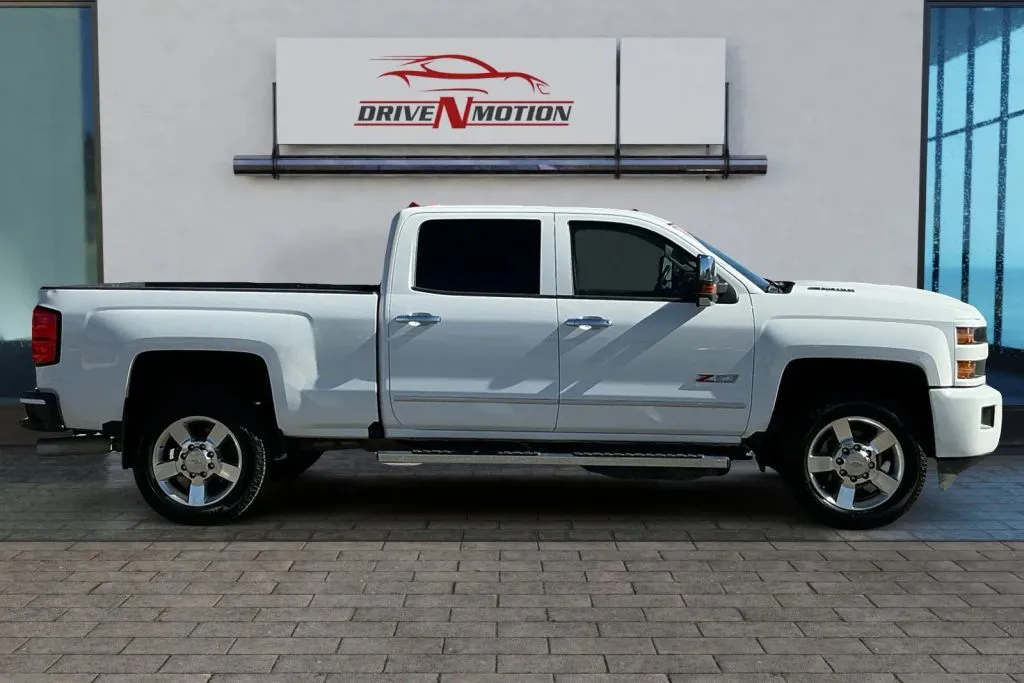 Another view of 2018 Chevrolet Silverado 2500 HD Crew Cab LT Pickup 4D 6 1/2 ft for sale in Rio Rancho, NM at Drive N-Motion Rio Rancho