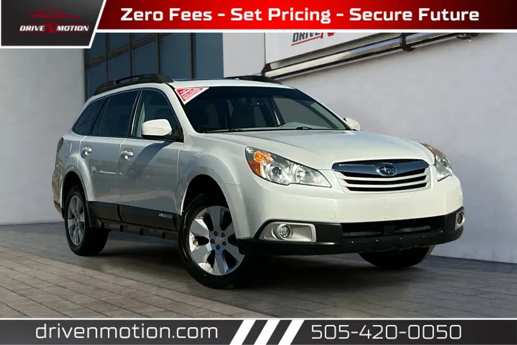 White 2011 Subaru Outback 2.5i Premium Wagon 4D for sale in Rio Rancho, NM