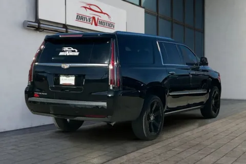More photos of 2019 Cadillac Escalade ESV Platinum Sport Utility 4D at Drive N-Motion Rio Rancho, NM