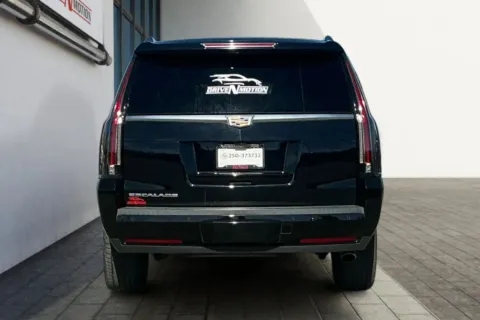 More photos of 2019 Cadillac Escalade ESV Platinum Sport Utility 4D at Drive N-Motion Rio Rancho, NM