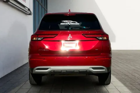 More photos of 2024 Mitsubishi Outlander SE Sport Utility 4D at Drive N-Motion Rio Rancho, NM