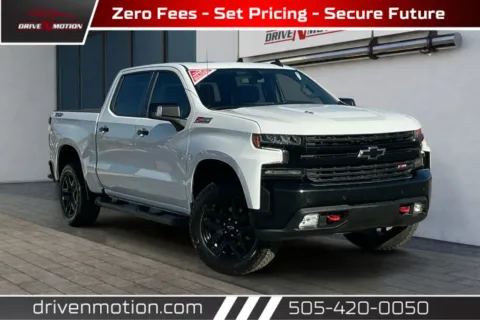 White 2021 Chevrolet Silverado 1500 Crew Cab LT Trail Boss Pickup 4D 5 3/4 ft for sale in Rio Rancho, NM