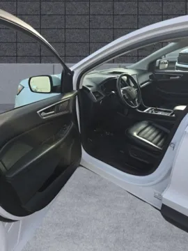 More photos of 2024 Ford Edge SEL at Quality Motors Chrysler Dodge Jeep Ram, KS