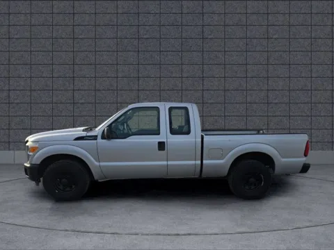 More photos of 2013 Ford F-250SD XL at Quality Motors Chrysler Dodge Jeep Ram, KS