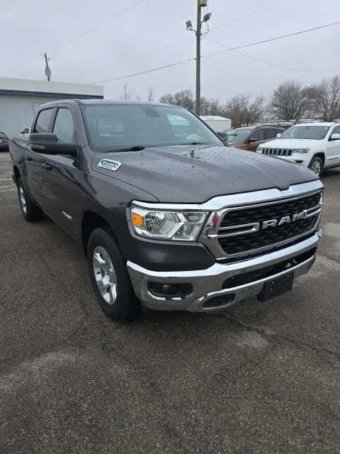 2023 RAM 1500 Big Horn/Lone Star 4x4 Crew Cab 5'7's photo