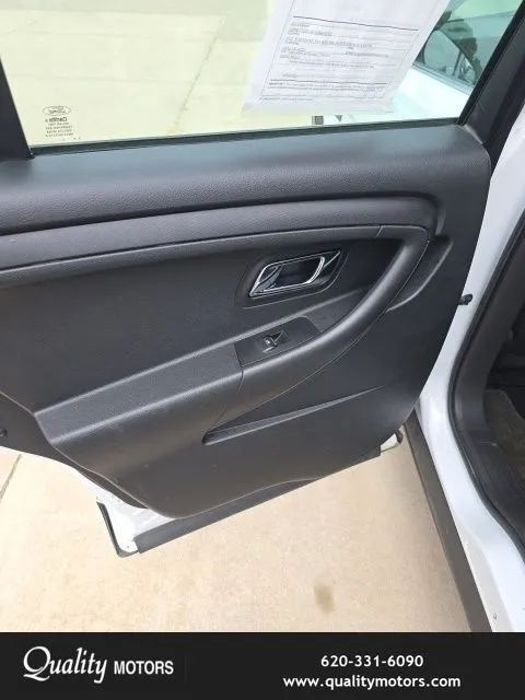 2014 Ford Taurus - Photo 18