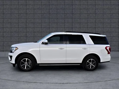 More photos of 2021 Ford Expedition XLT at Quality Motors Chrysler Dodge Jeep Ram, KS