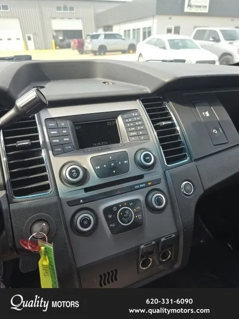 2018 Ford Taurus - Photo 15