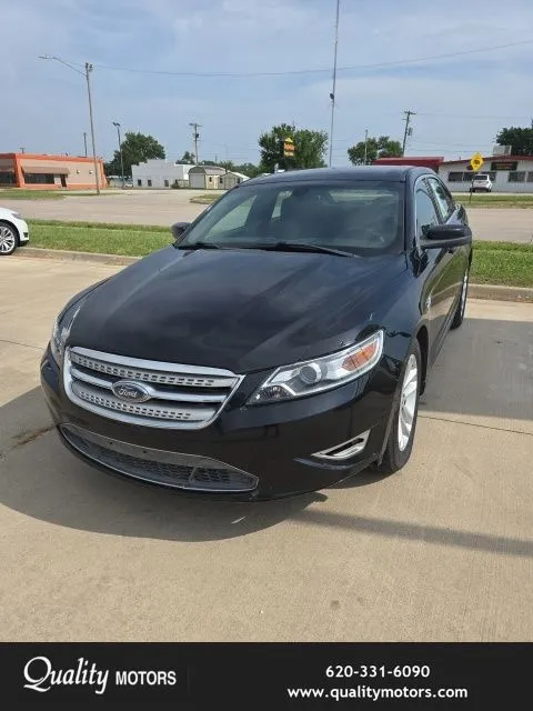 2018 Ford Taurus - Photo 8