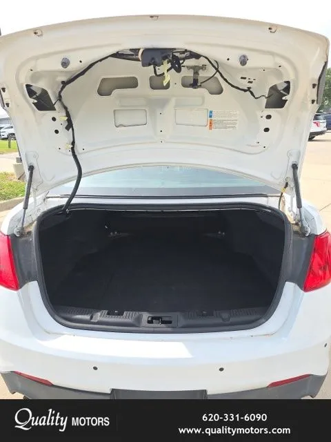 2018 Ford Taurus - Photo 23