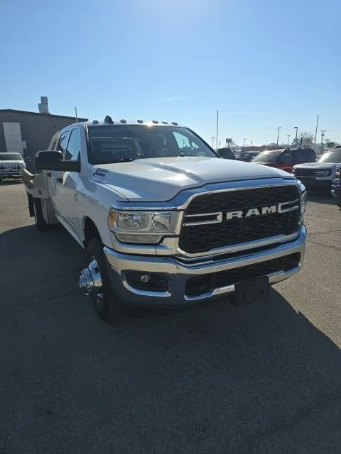 White 2019 Ram 3500 Tradesman for sale in Independence, KS